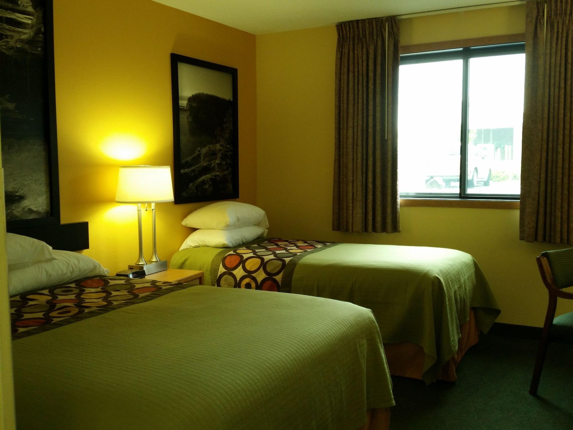 Super 8 By Wyndham Ottawa Starved Rock Hotel Exterior foto